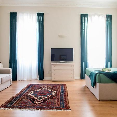 Sweet Dream Cavour Apartamento Roma Exterior foto